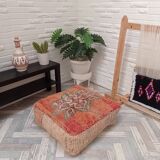 Handmade Berber pouf in wool 60 X 60 X 20 CM