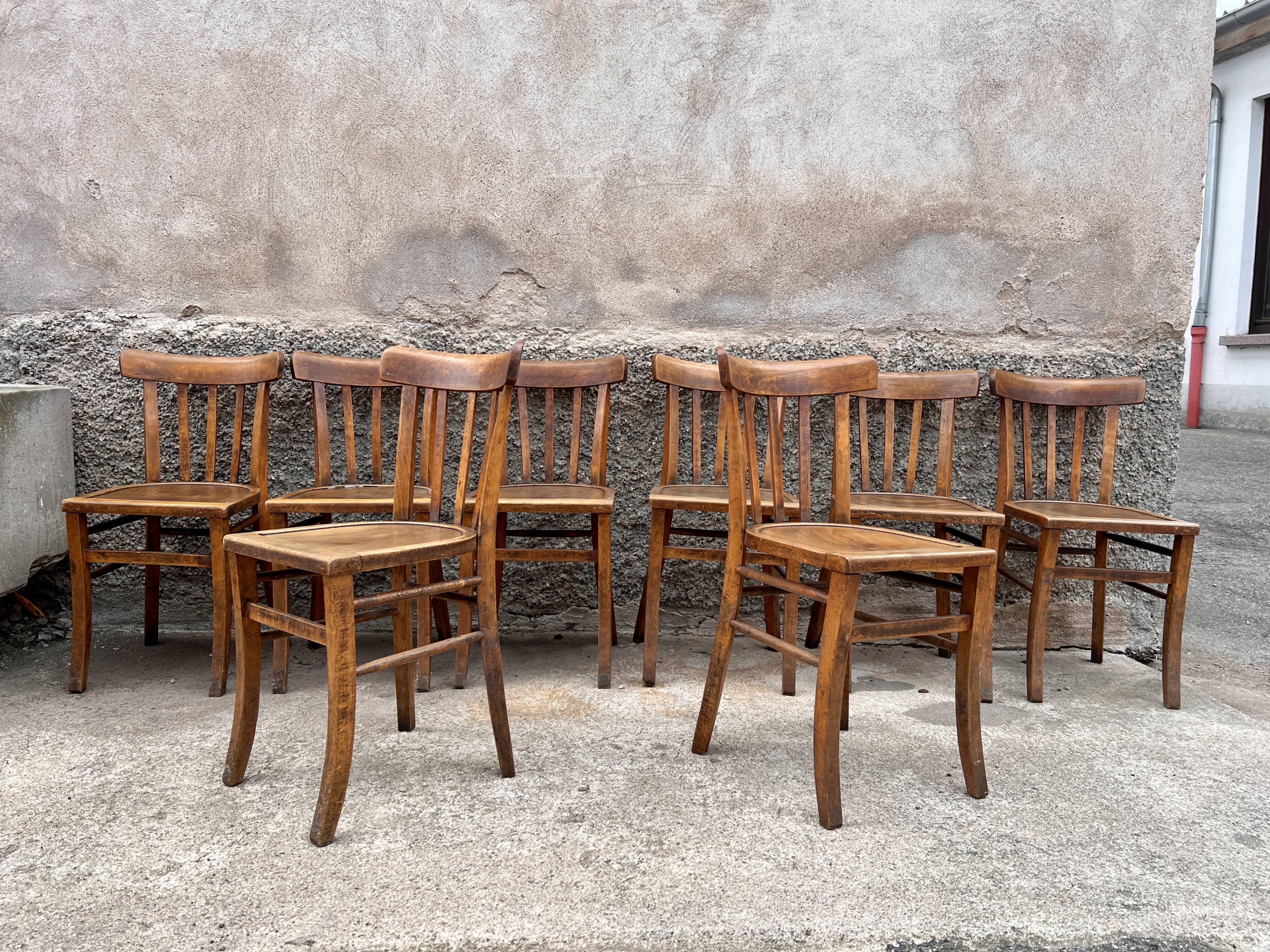 Series of 8 chairs bistro wood curve