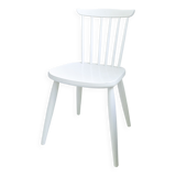 Chaise vintage blanche en bois