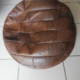 Pouf rond marron imitation cuir