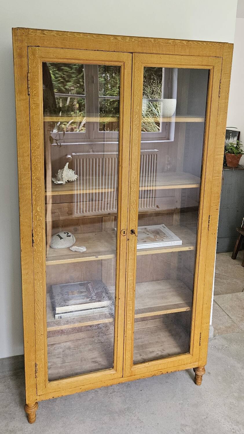 Vintage antique bookcase/curiosity cabinet/display case/shelves