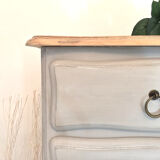 Chiffonier