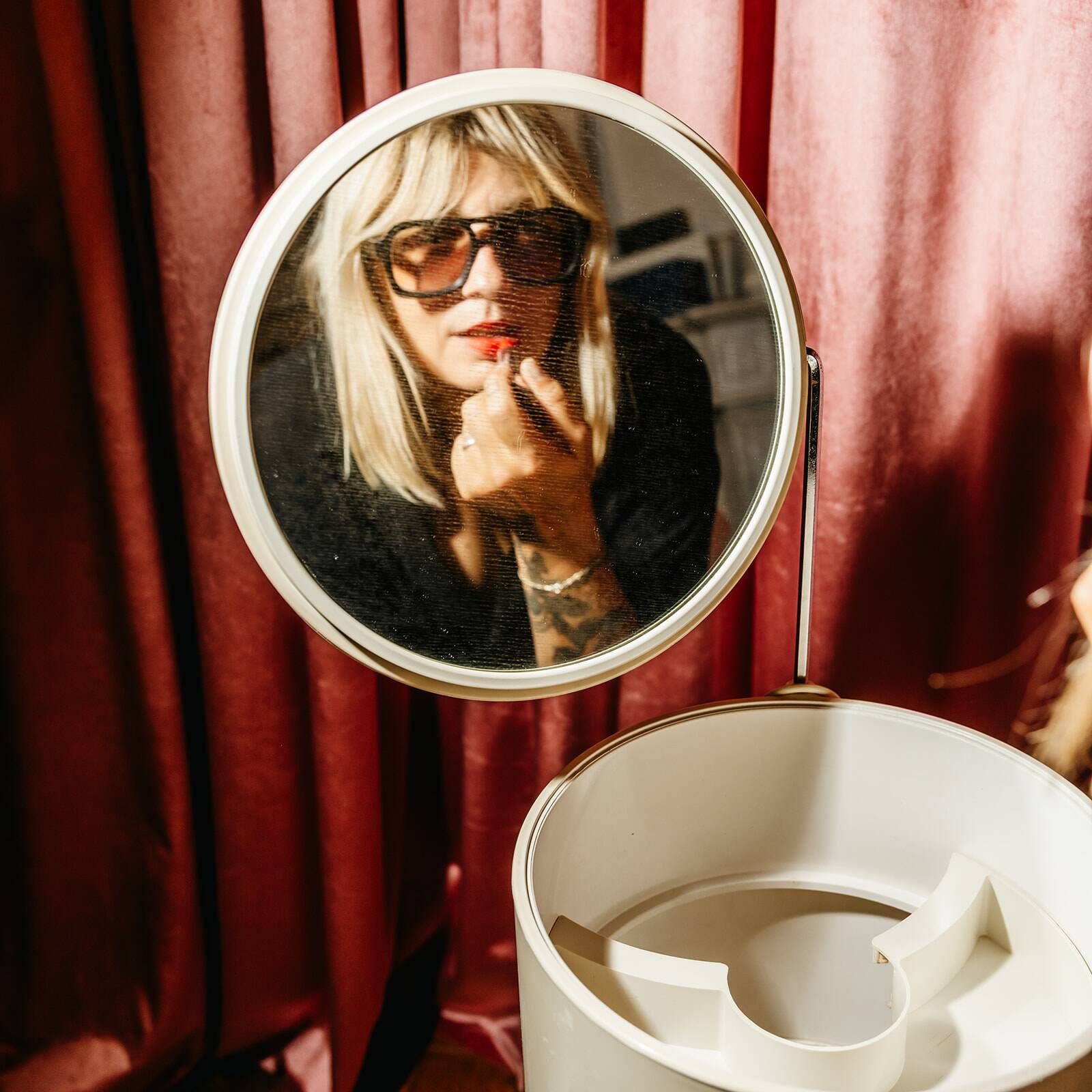 Space Age hairdresser with mirror, Bremshey & Co, Germany, circa 1970