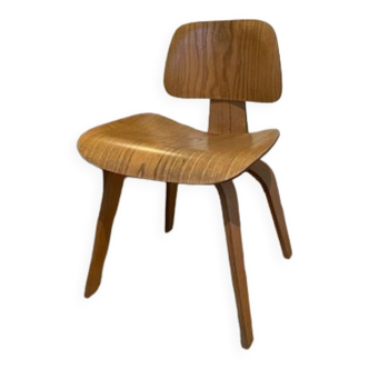 Charles & Ray Eames DCW chair (Herman Miller)