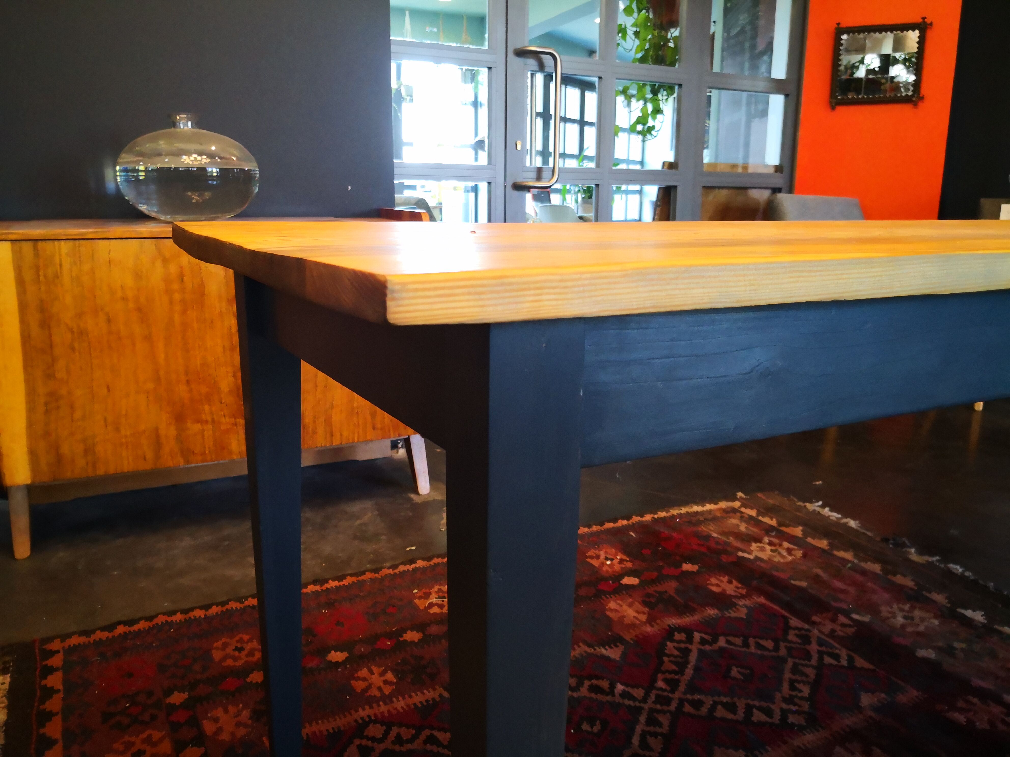 Vintage table, 2,40m, 8 people