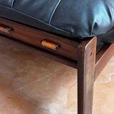 Canapéen jacaranda brésilien et cuir de Jean Gillon pour Italma 1960