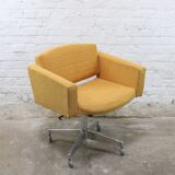 Office chair model "Conseil" by Pierre Guariche for Meurop