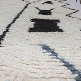 Handmade wool Berber rug 304 x 192 CM