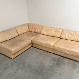 Canapé-lit/méridienne De Sede DS76 en cuir beige, années 1970