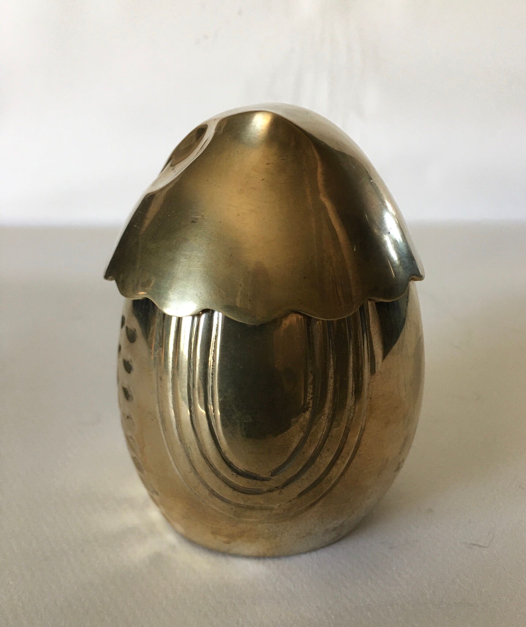 Empty box pockets owl