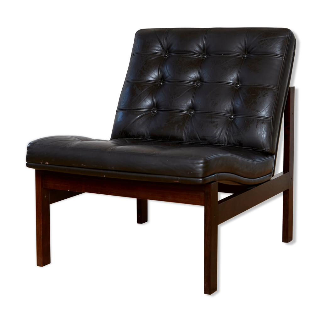 Photo inspiration: Fresh Look at Danish Armchair Model 175 By Ole Gjerlov Knudsen Torben Lind