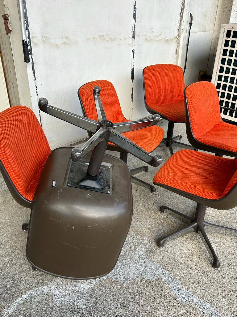 Series of six Comforto edition chairs circa 1980