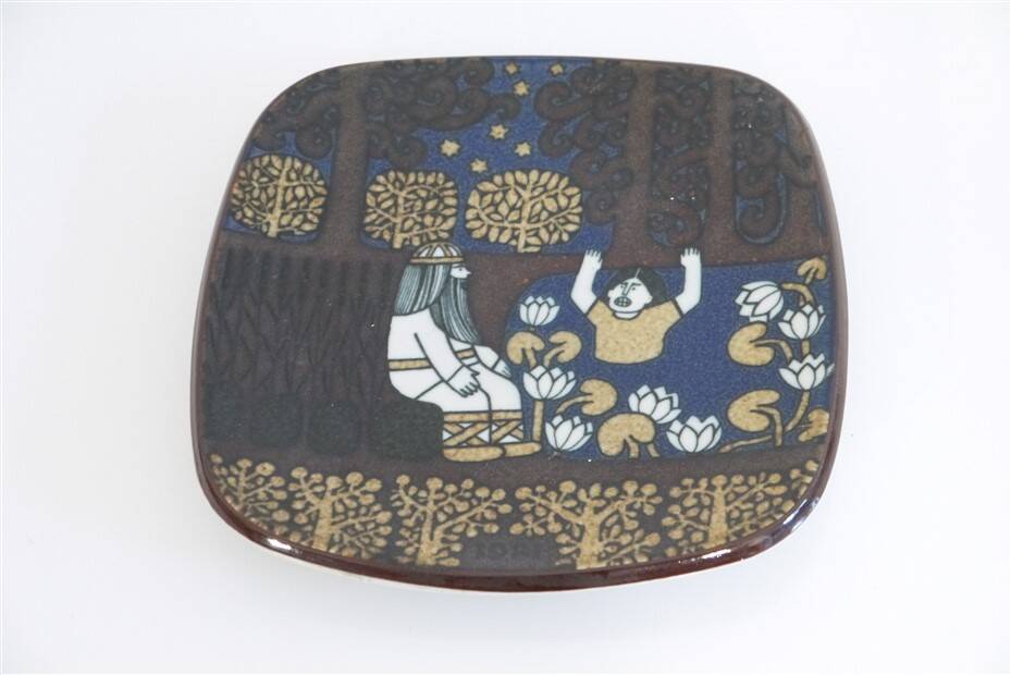 Vintage ceramic plate from Arabia