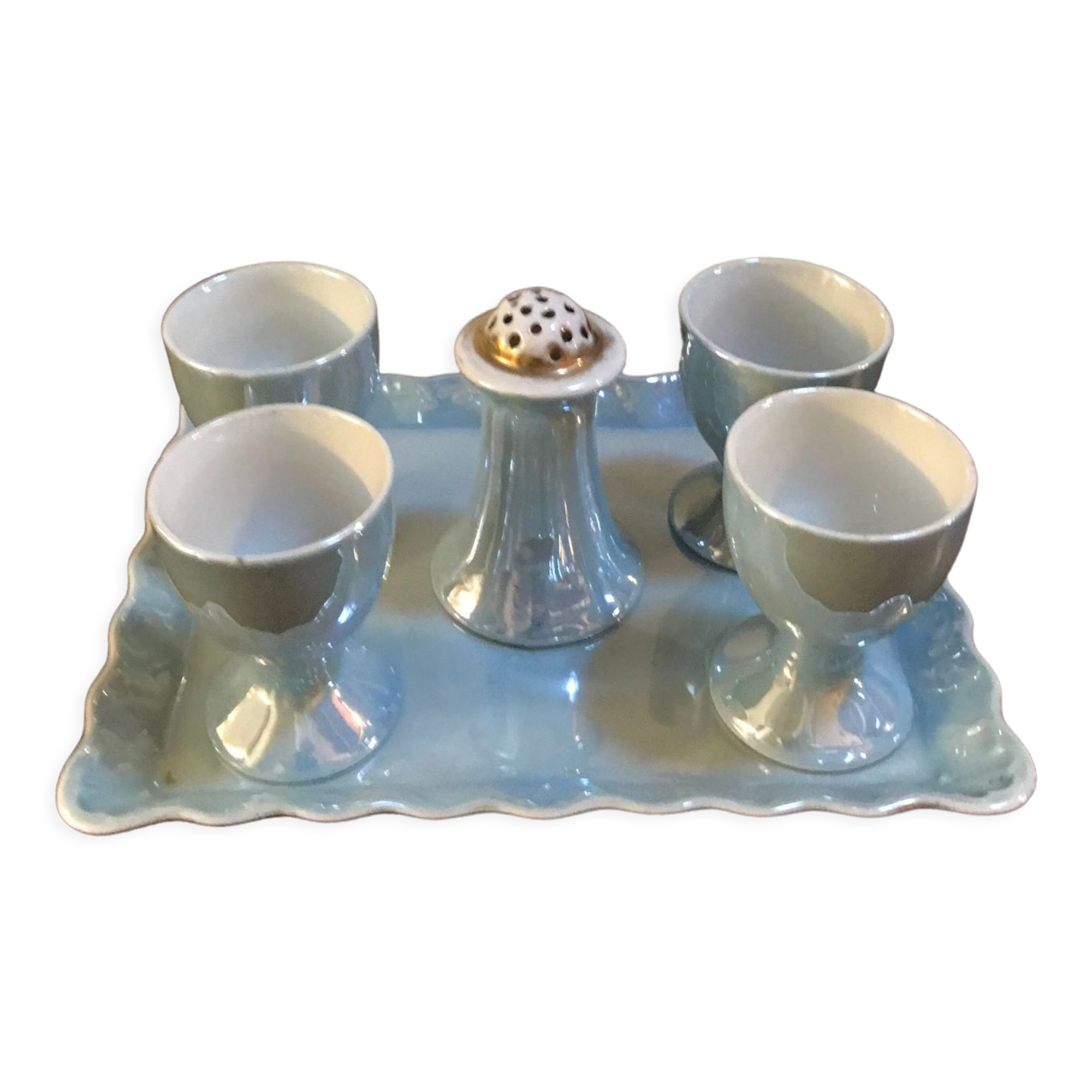 Porcelain egg set 50s shellfish and salt shaker on pearl tray