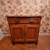 Small Provençal-style chest of drawers.