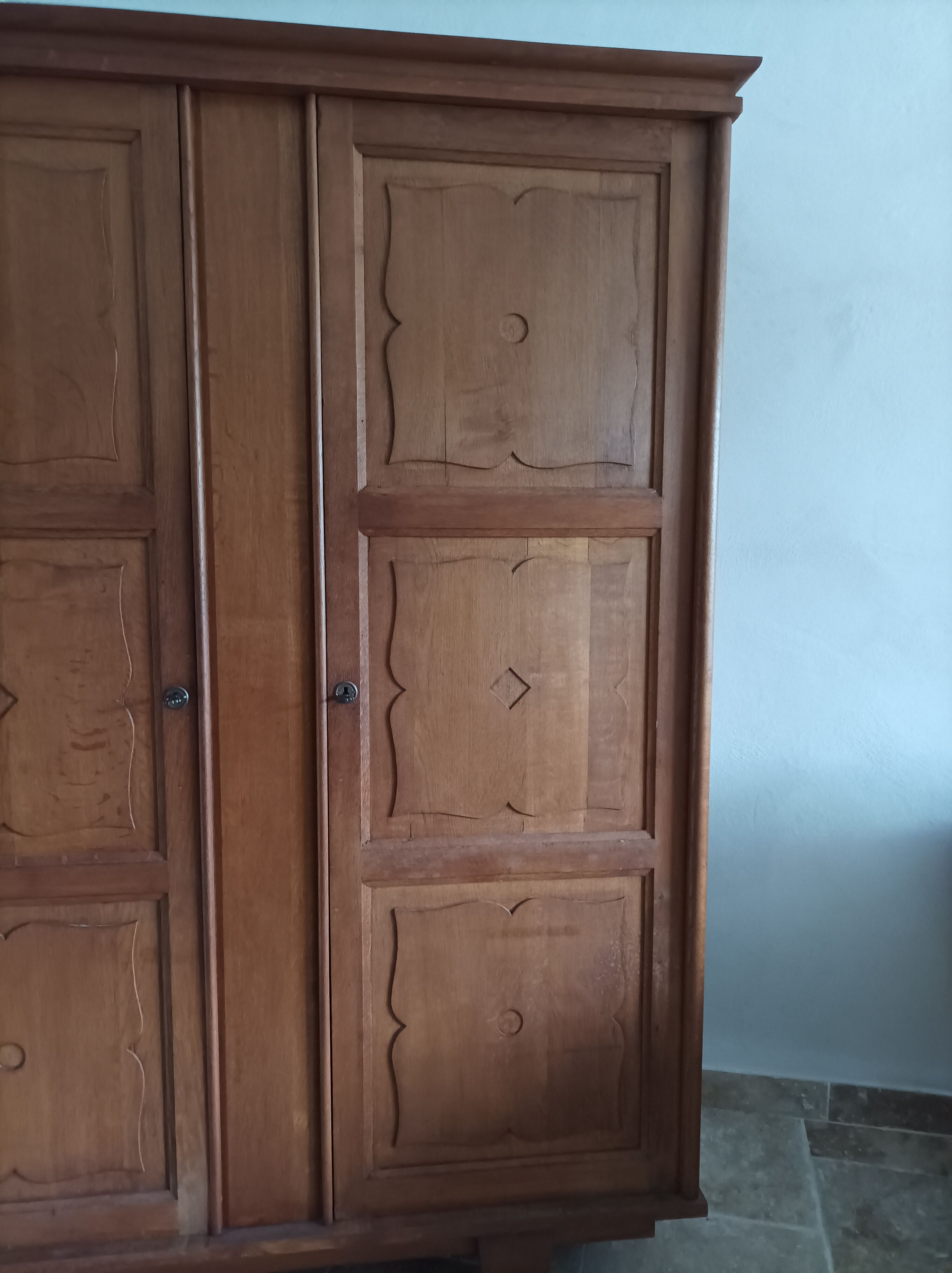 Vintage oak cabinet