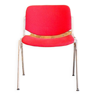 DSC Giancarlo Piretti chairs