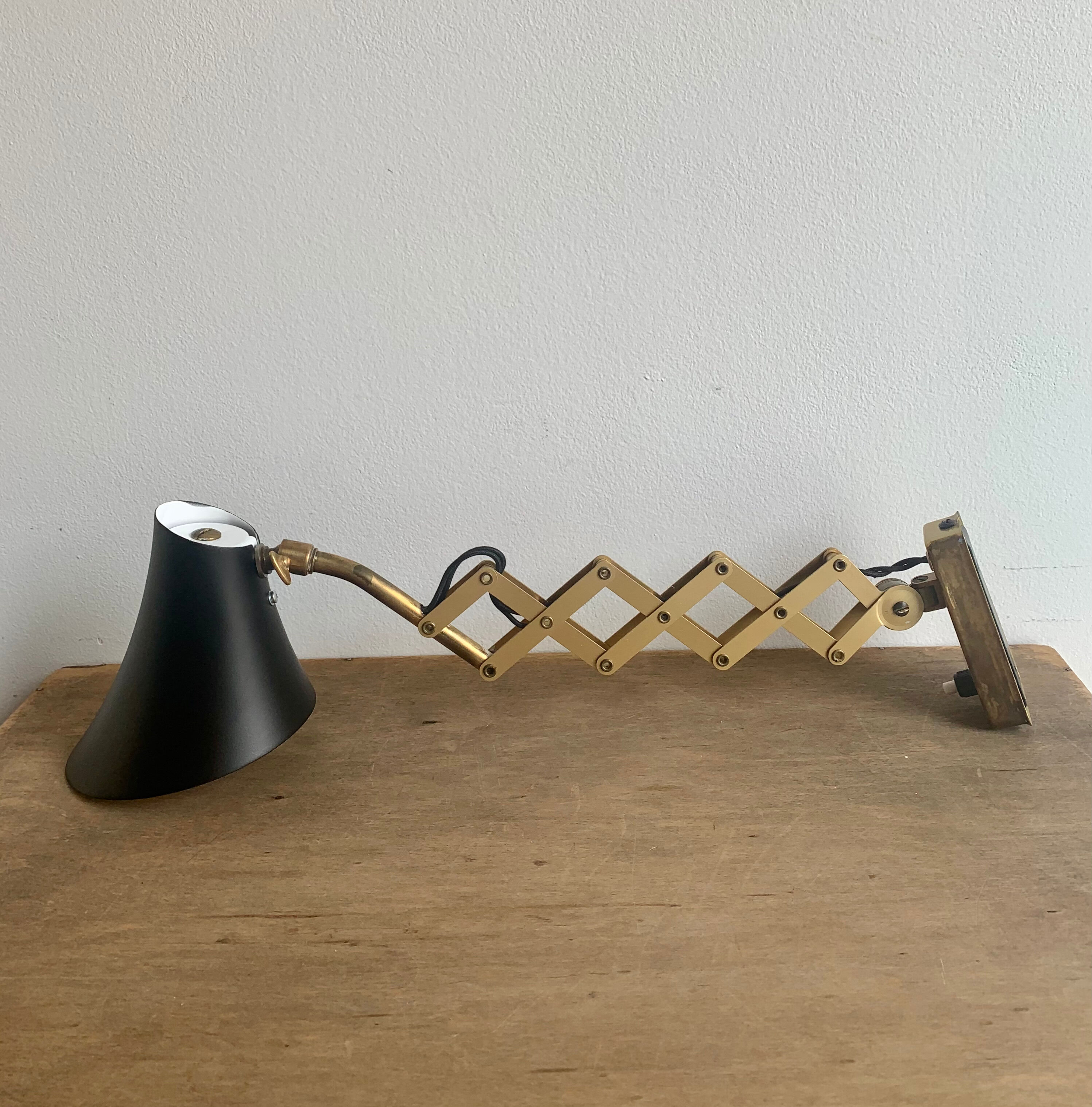 Scissor wall lamp, 1960s