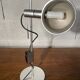 Lampe de bureau rise and fall de peter nelson et ronald home pour conelight