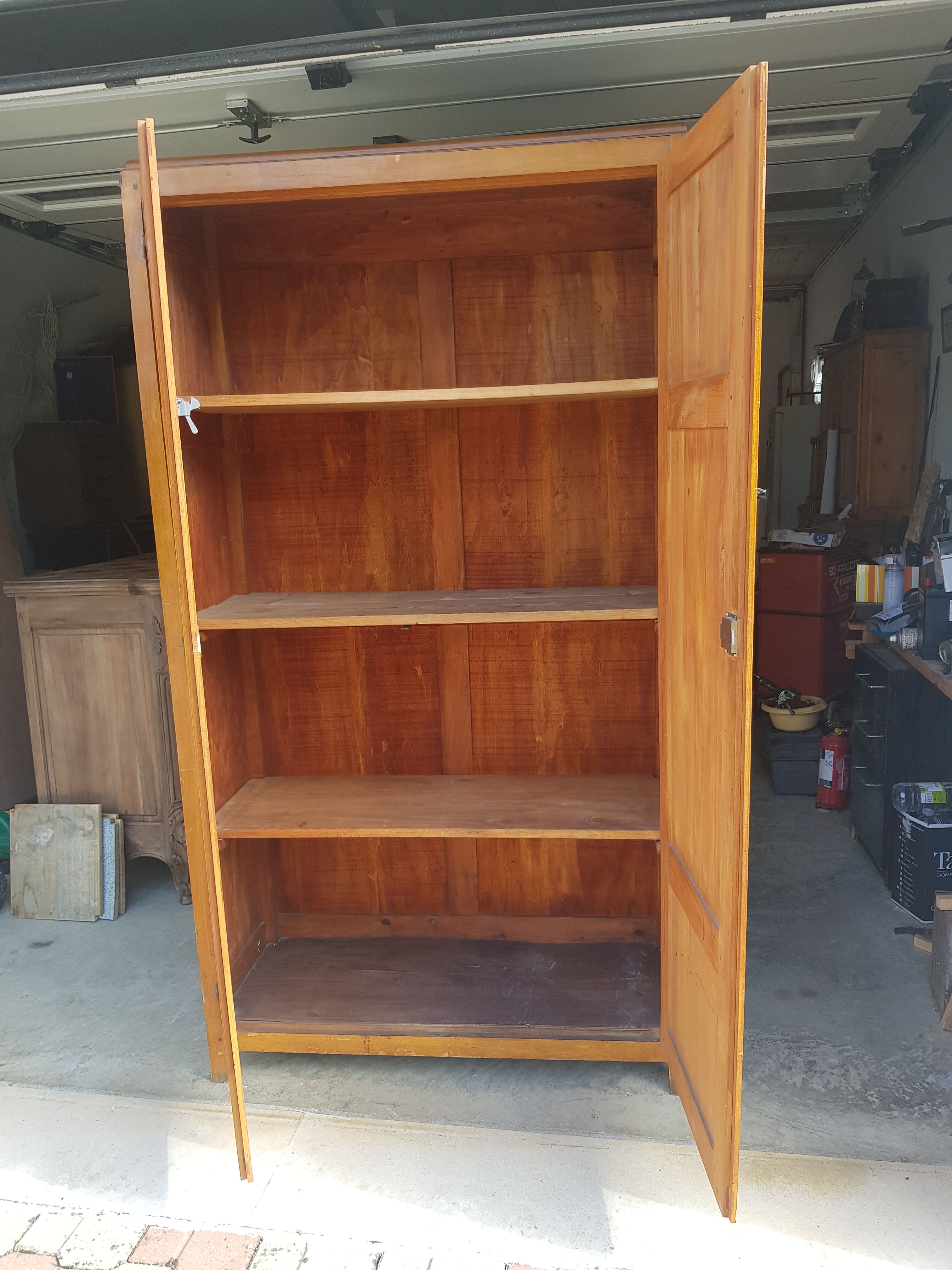 Vintage parisian wardrobe