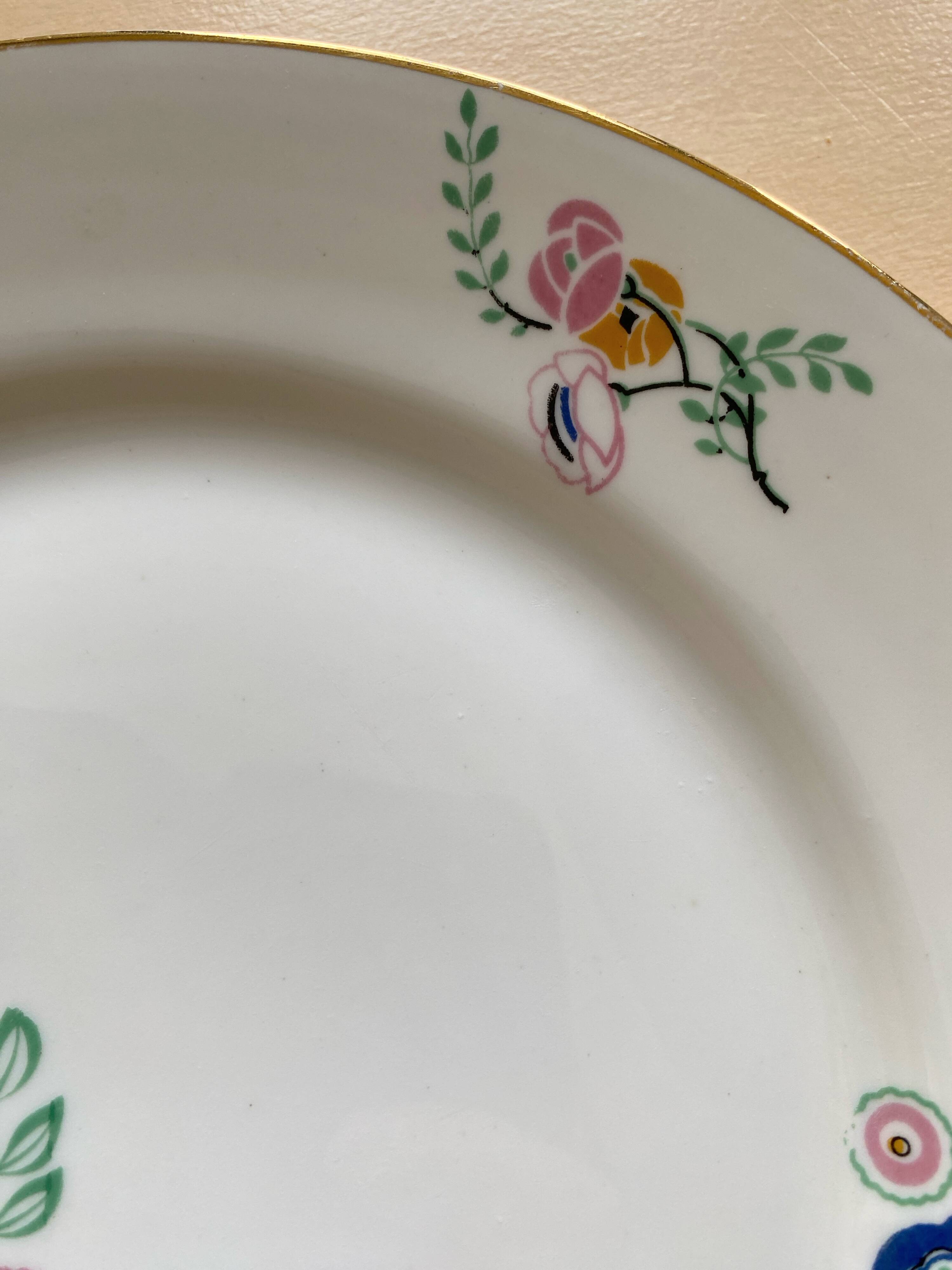 6 vintage plates in white Limoges porcelain signed TLB, flowers