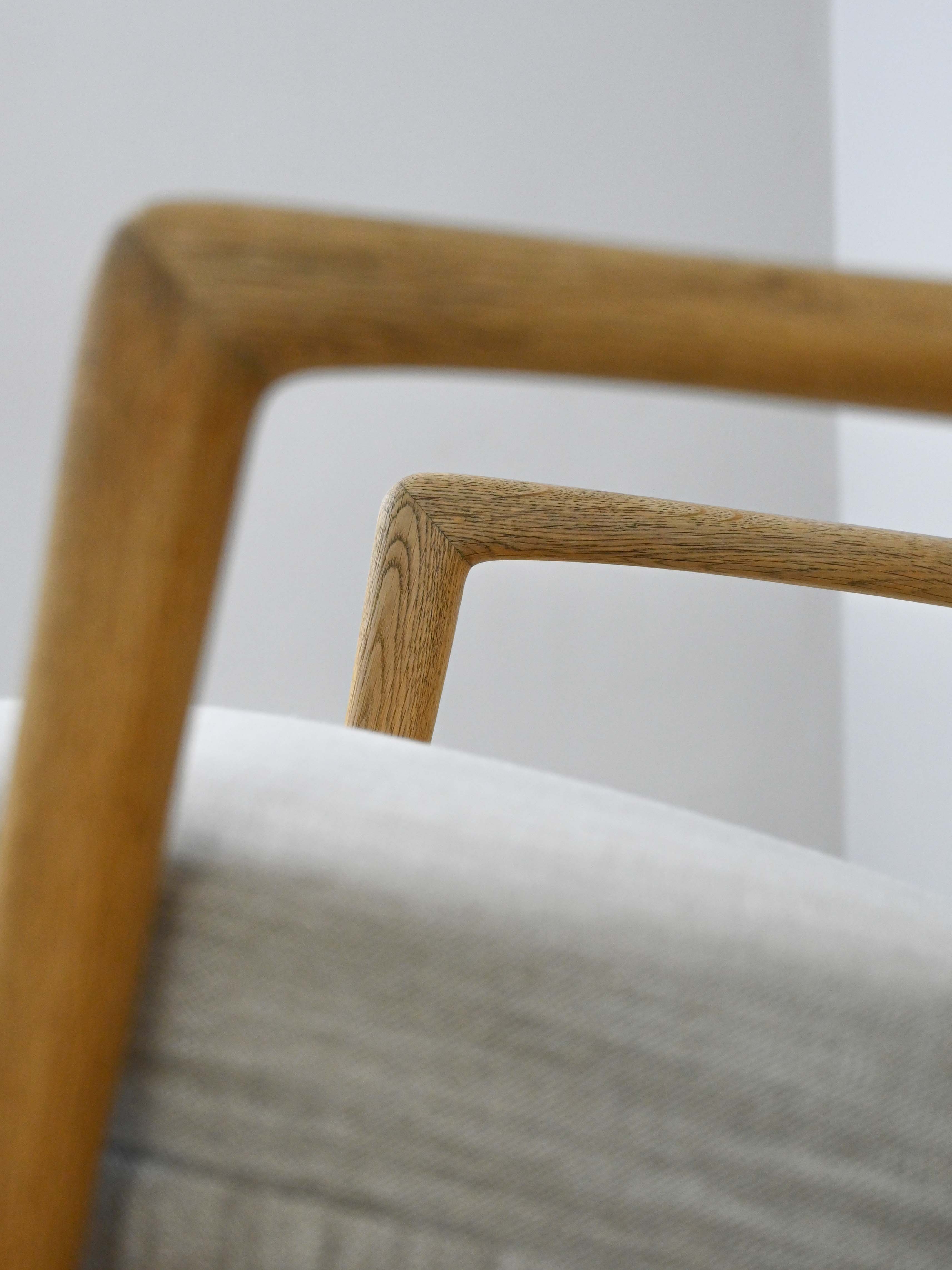 Fauteuil inclinable et repose-pieds par Alf Svensson