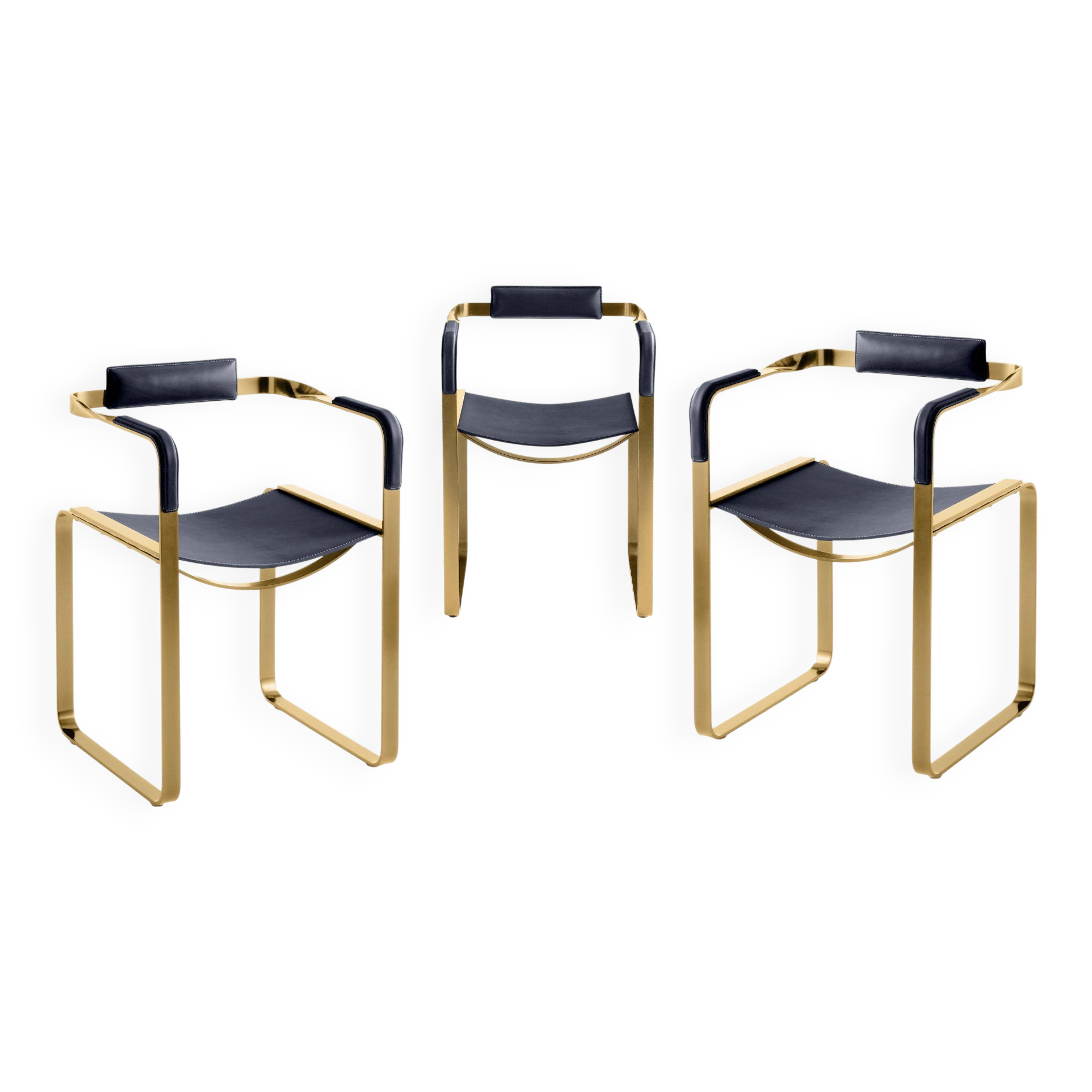 3 tabourets