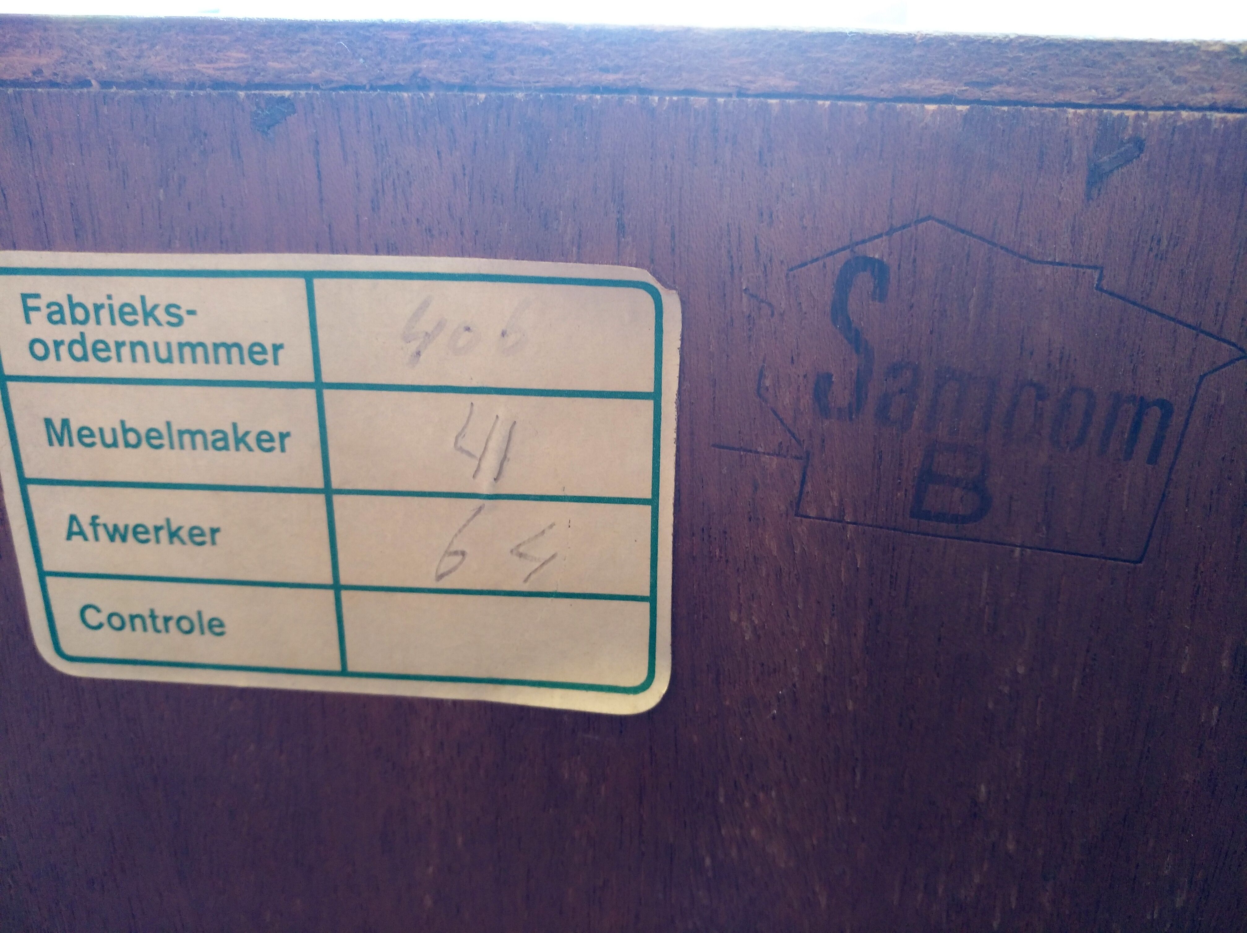 Samcom scandinavian sideboard in teak with hairpin legs