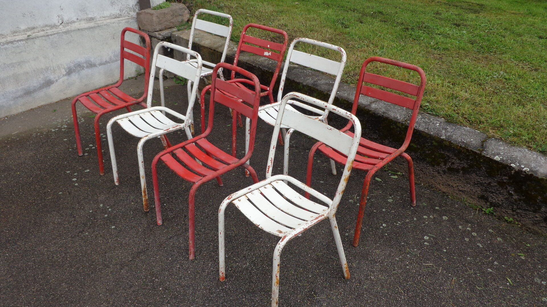 Méli-mélo de chaises Tolix