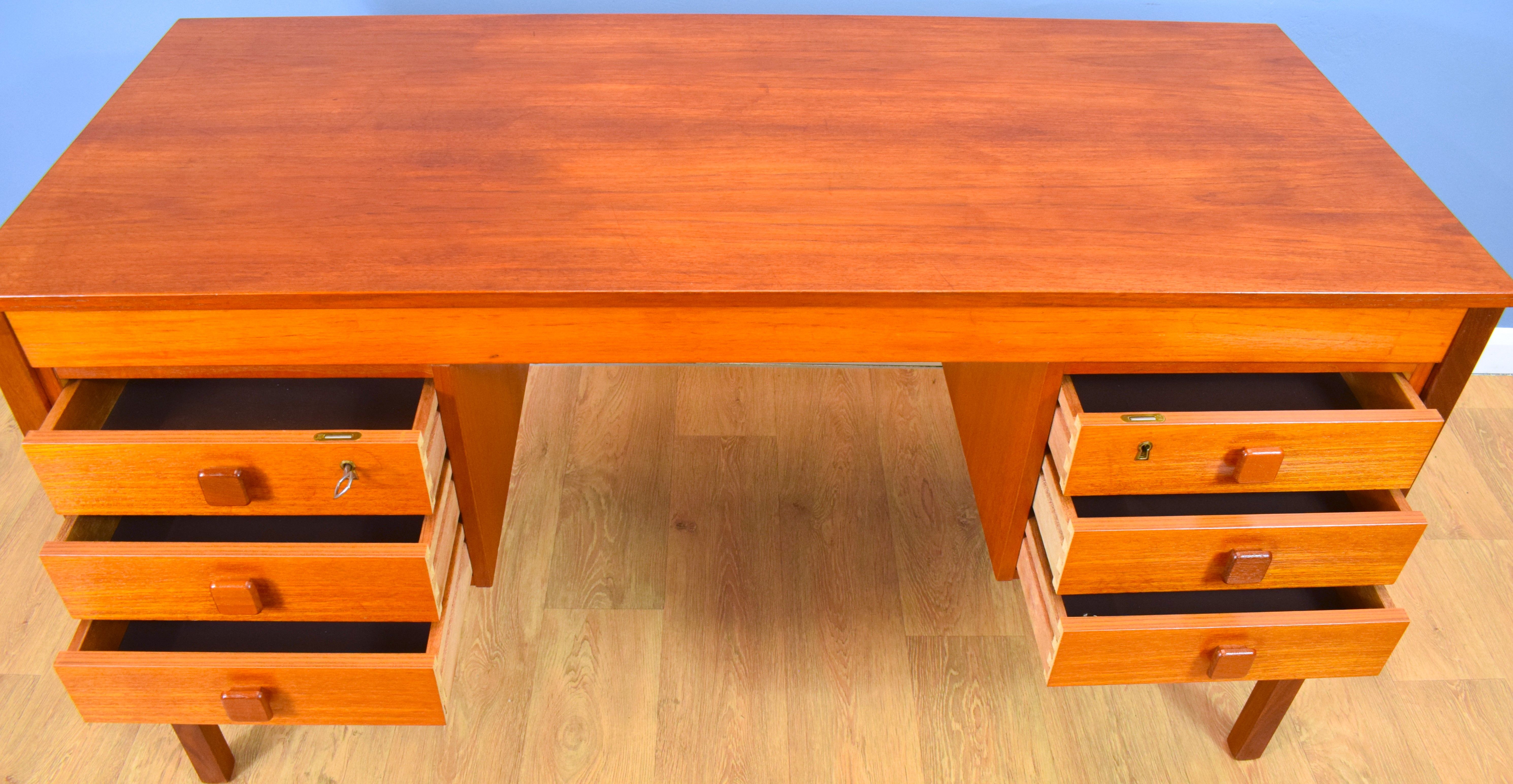 Mid Century Retro Vintage Danish 6 Drawer Teak Desk Domino Mobler 70s