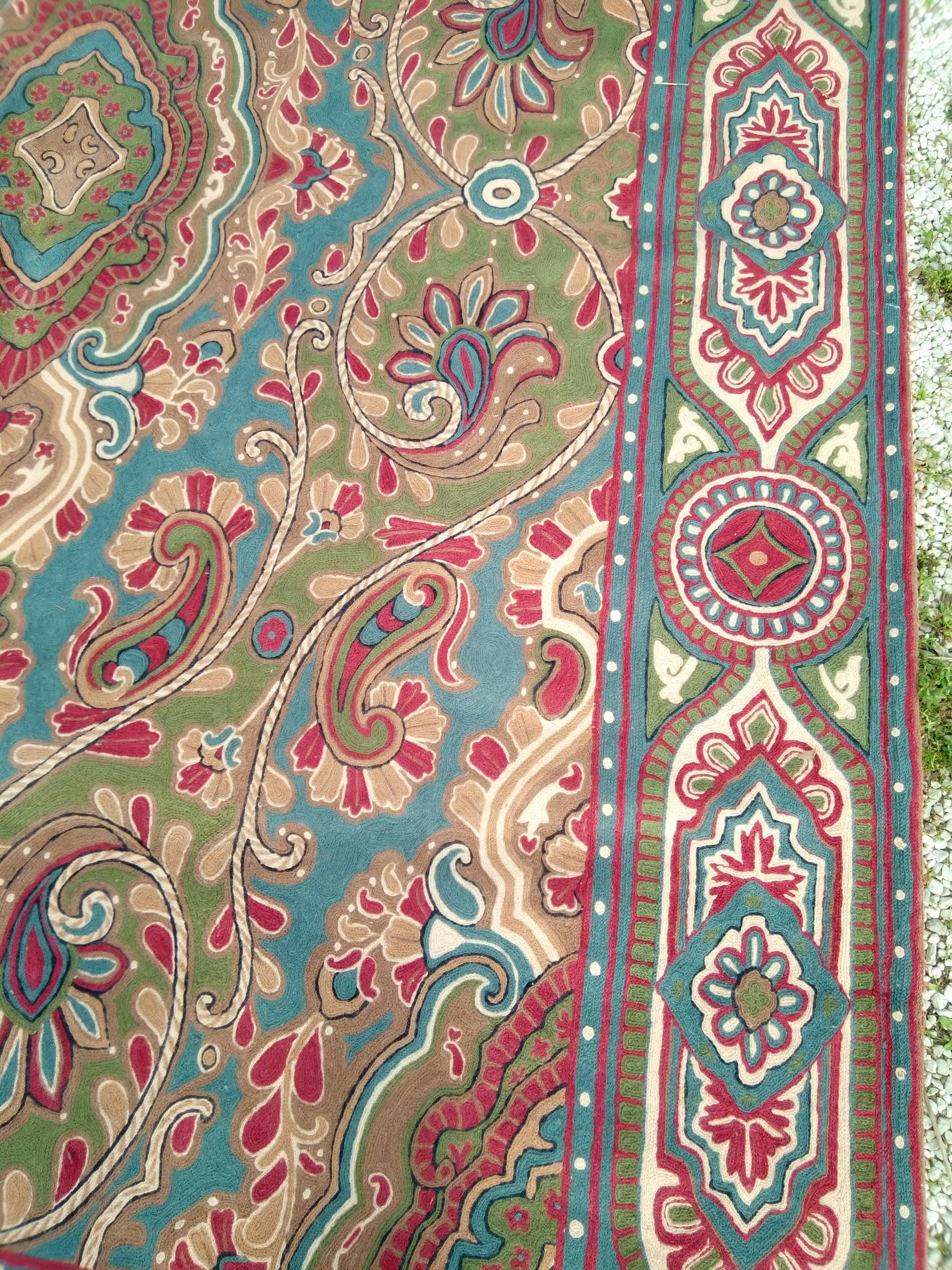 Indian carpet, designed by Elizabeth Paisley 275 x 183