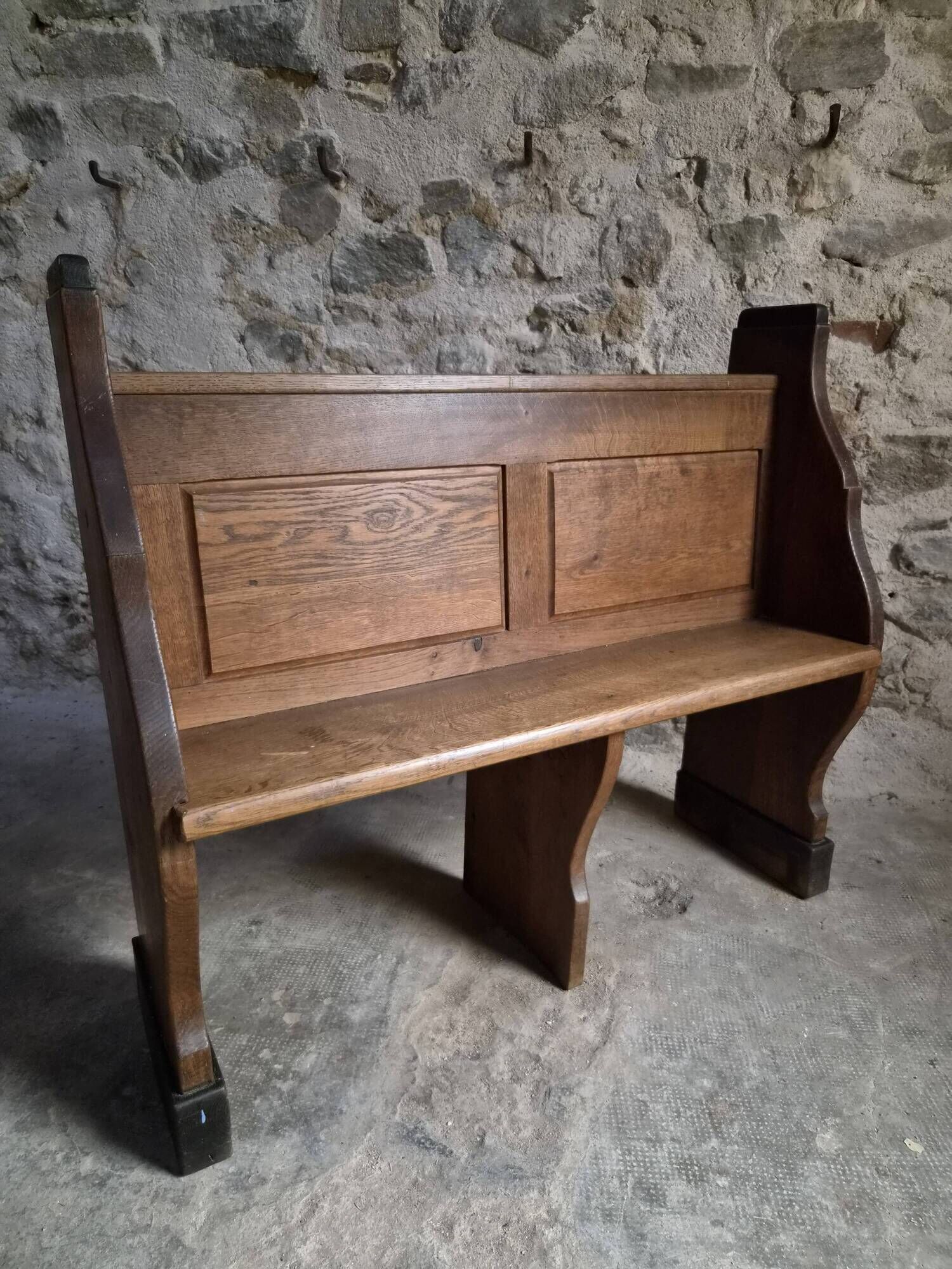 Antique church bench in oak, circa 1900–1920