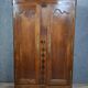 Armoire régionale époque Louis XV en noyer massif.