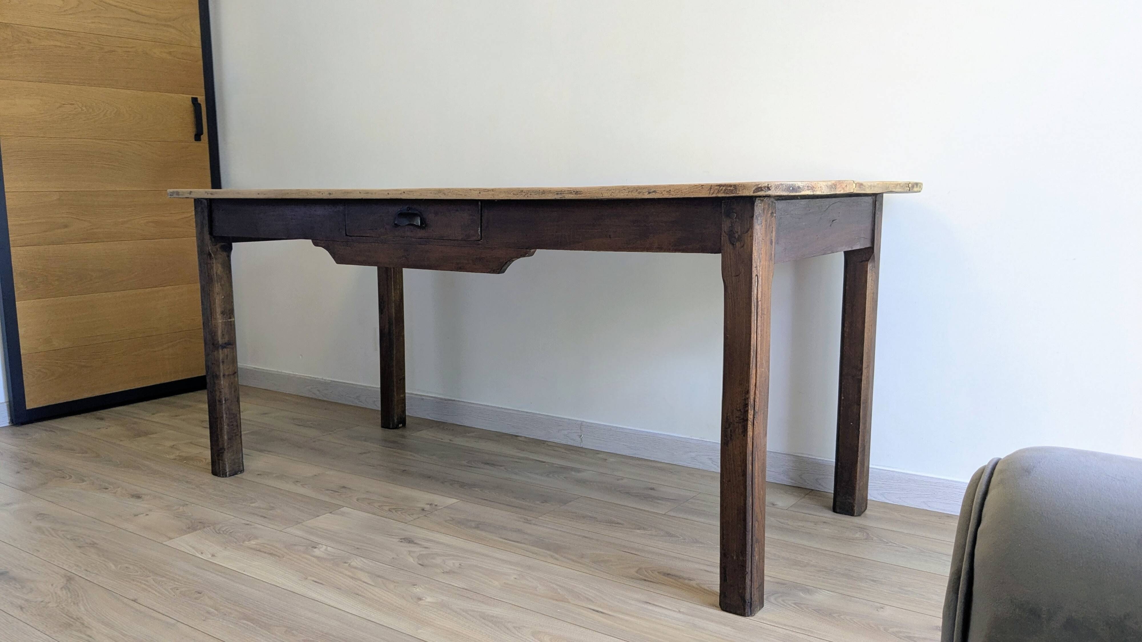 Antique farmhouse table in patinated solid wood - 178 cm