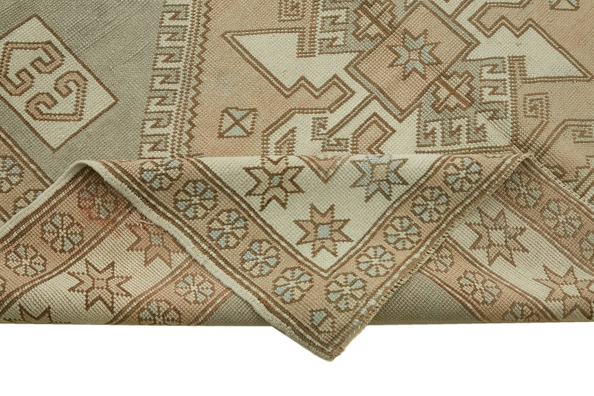 Turkish Vintage Anatolian Rug 179 cm x 283 cm