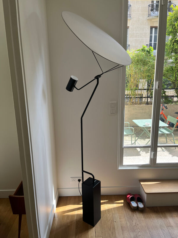 Lampadaire Roche Bobois par Cédric Ragot