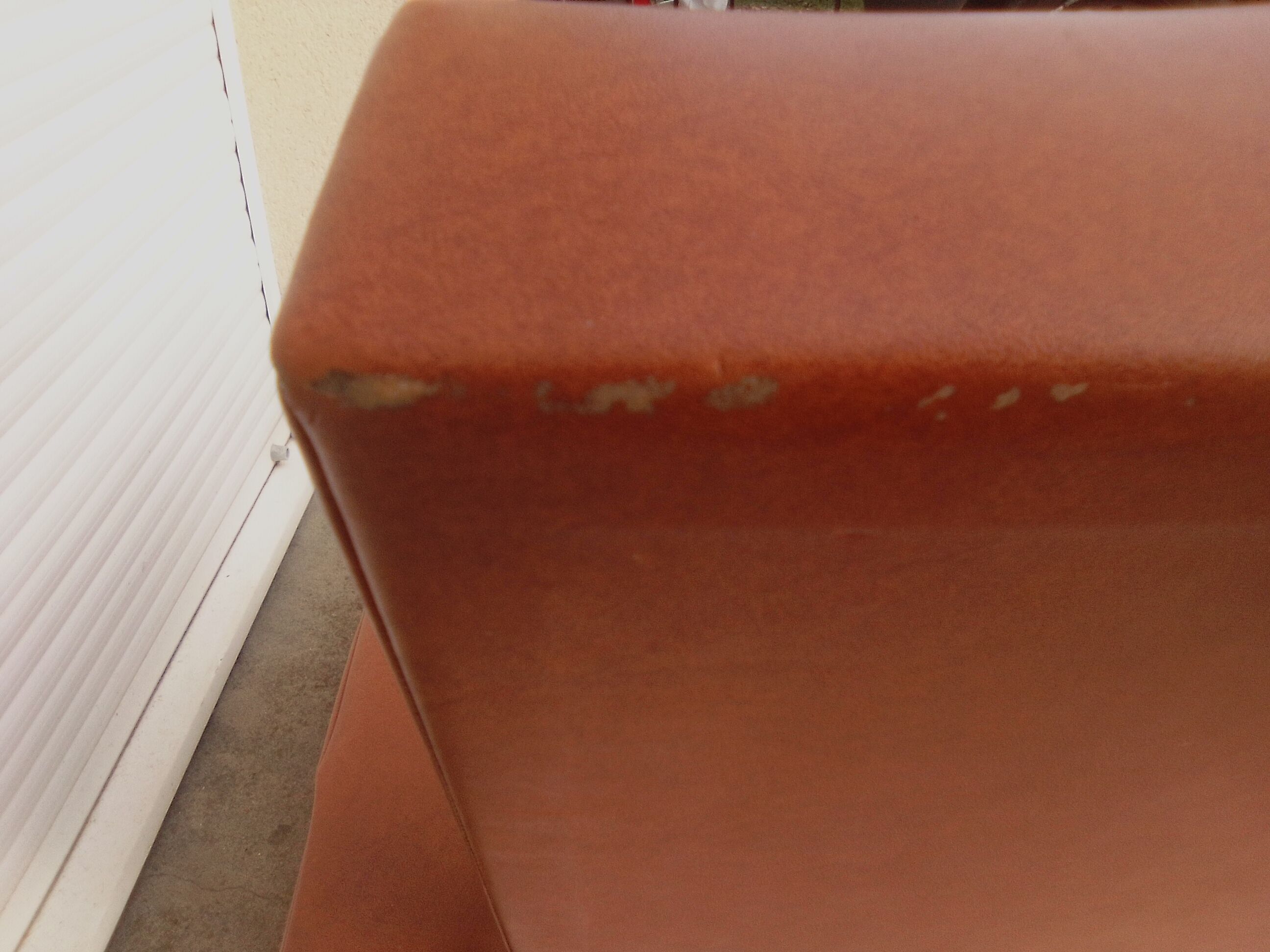 Armchair in brown skaï 70s