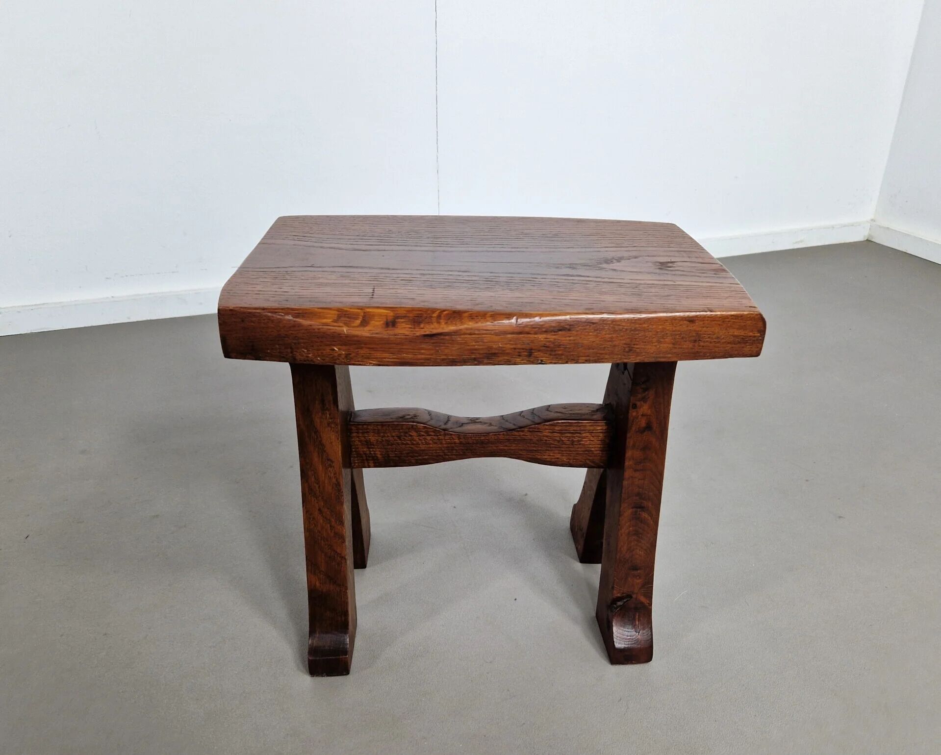 Tabouret en chêne | France années 1960