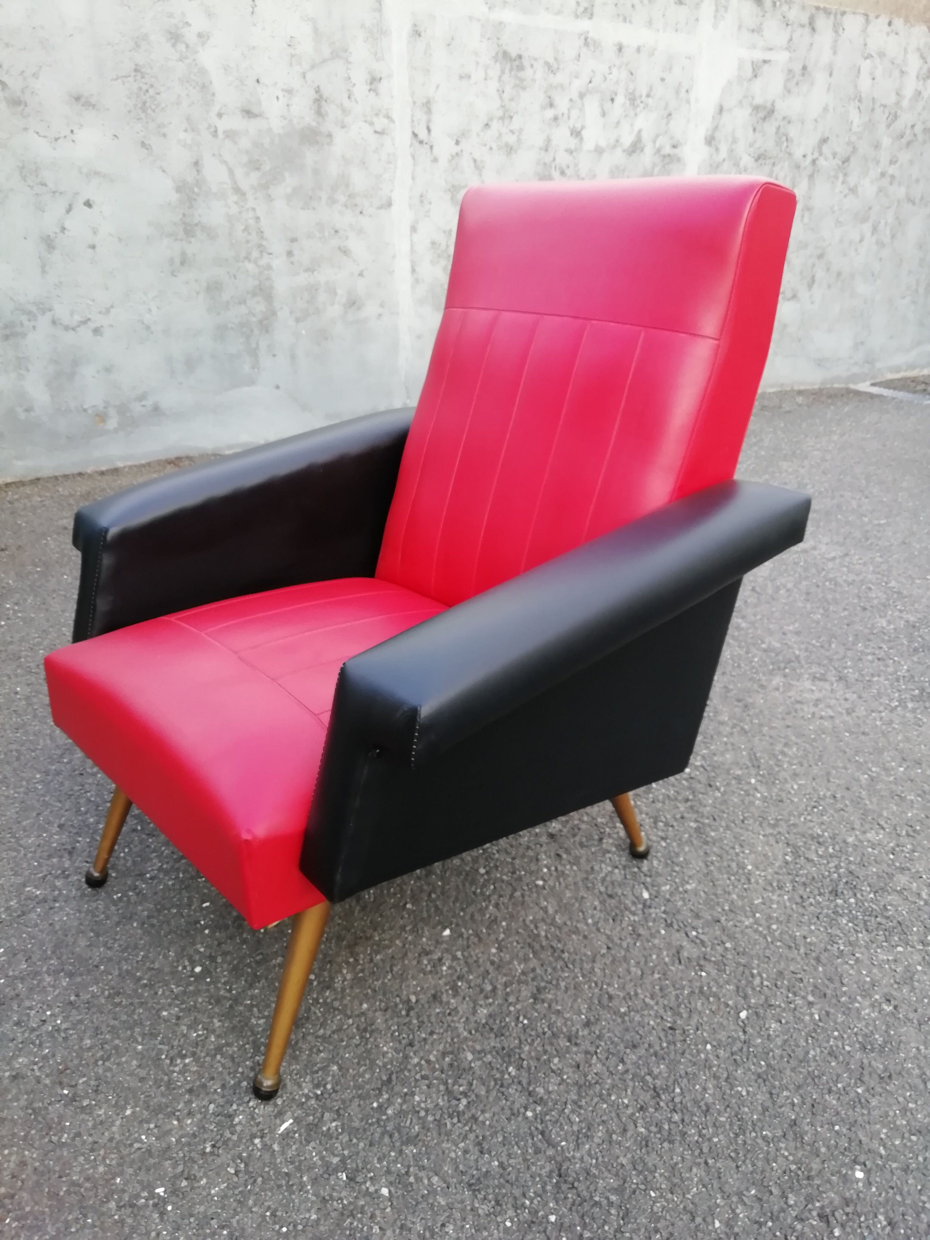 Skai 60s armchair