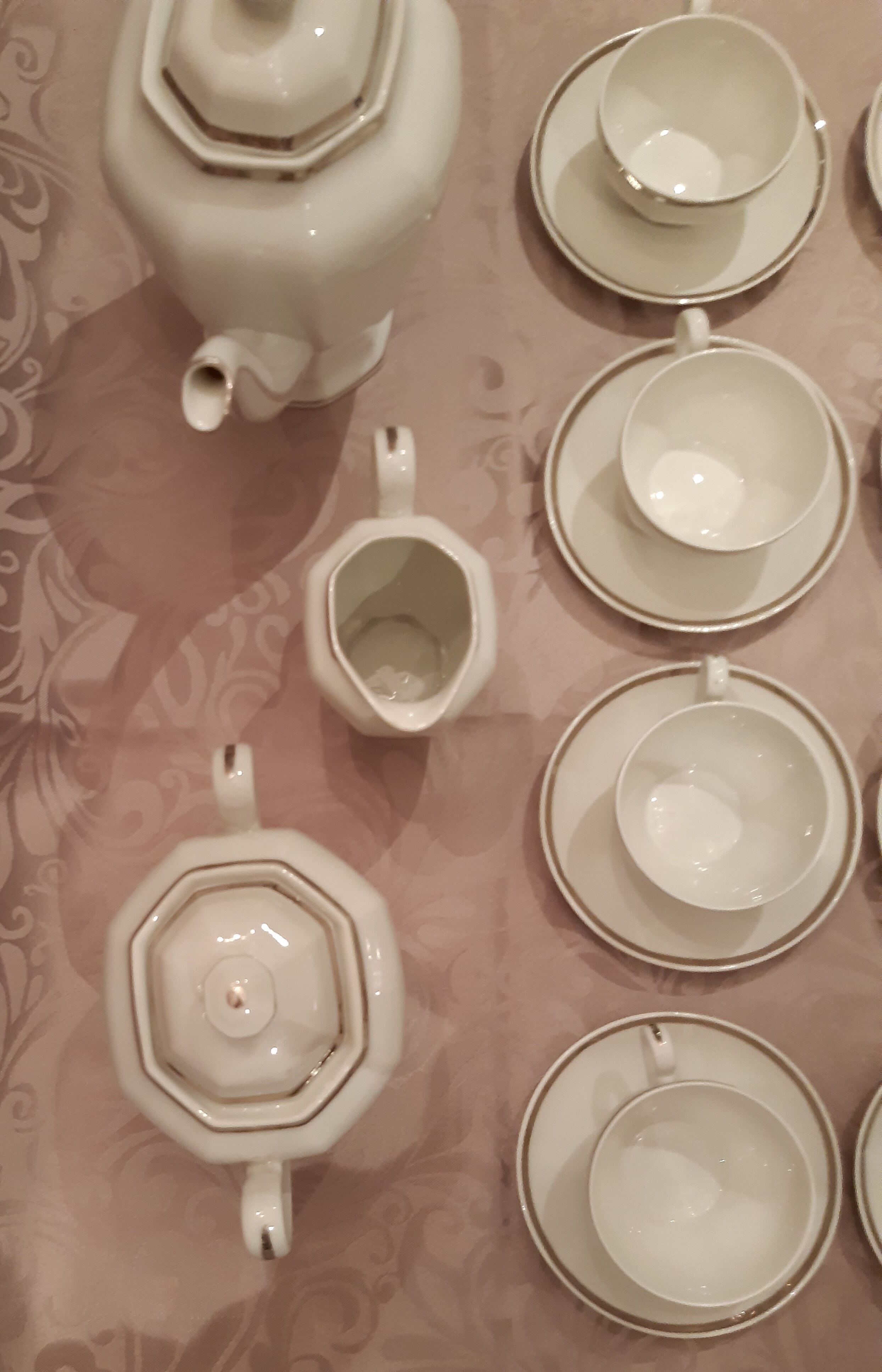 Complete art deco service in Limoges porcelain 12 cups