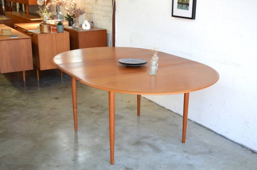 Danish extendable butterfly table 120 cm