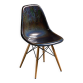 Chaise Eames customisée par un artiste, circa 2000