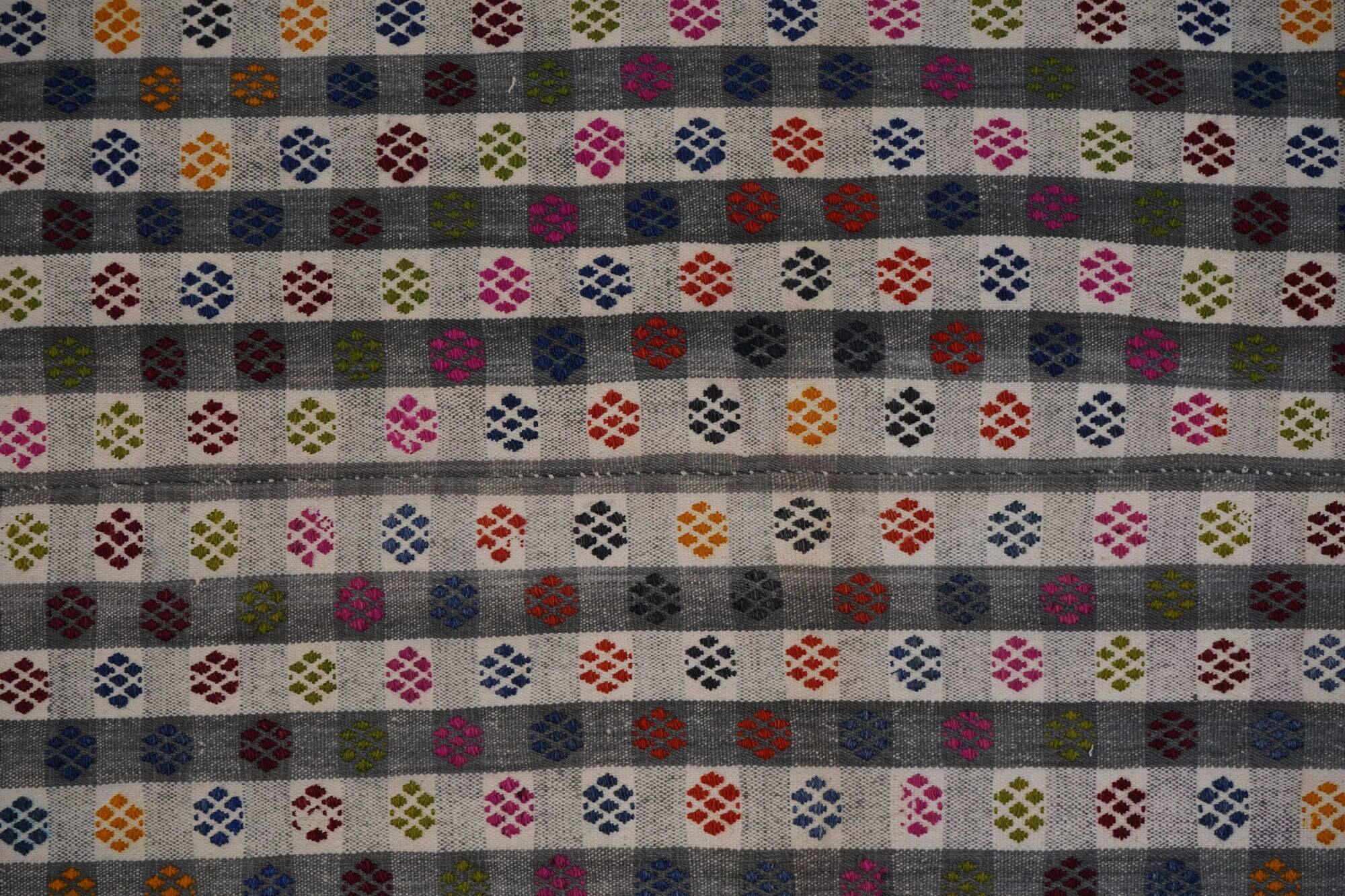 Vintage Turkish kilim handwoven 210x303 cm