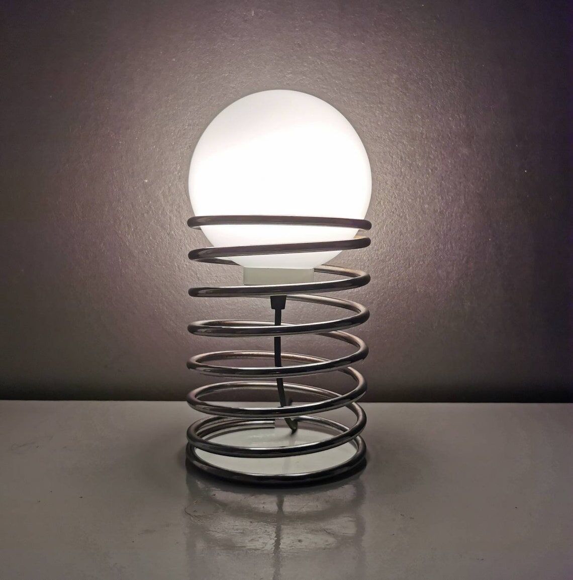 Vintage spiral table lamp 70s
