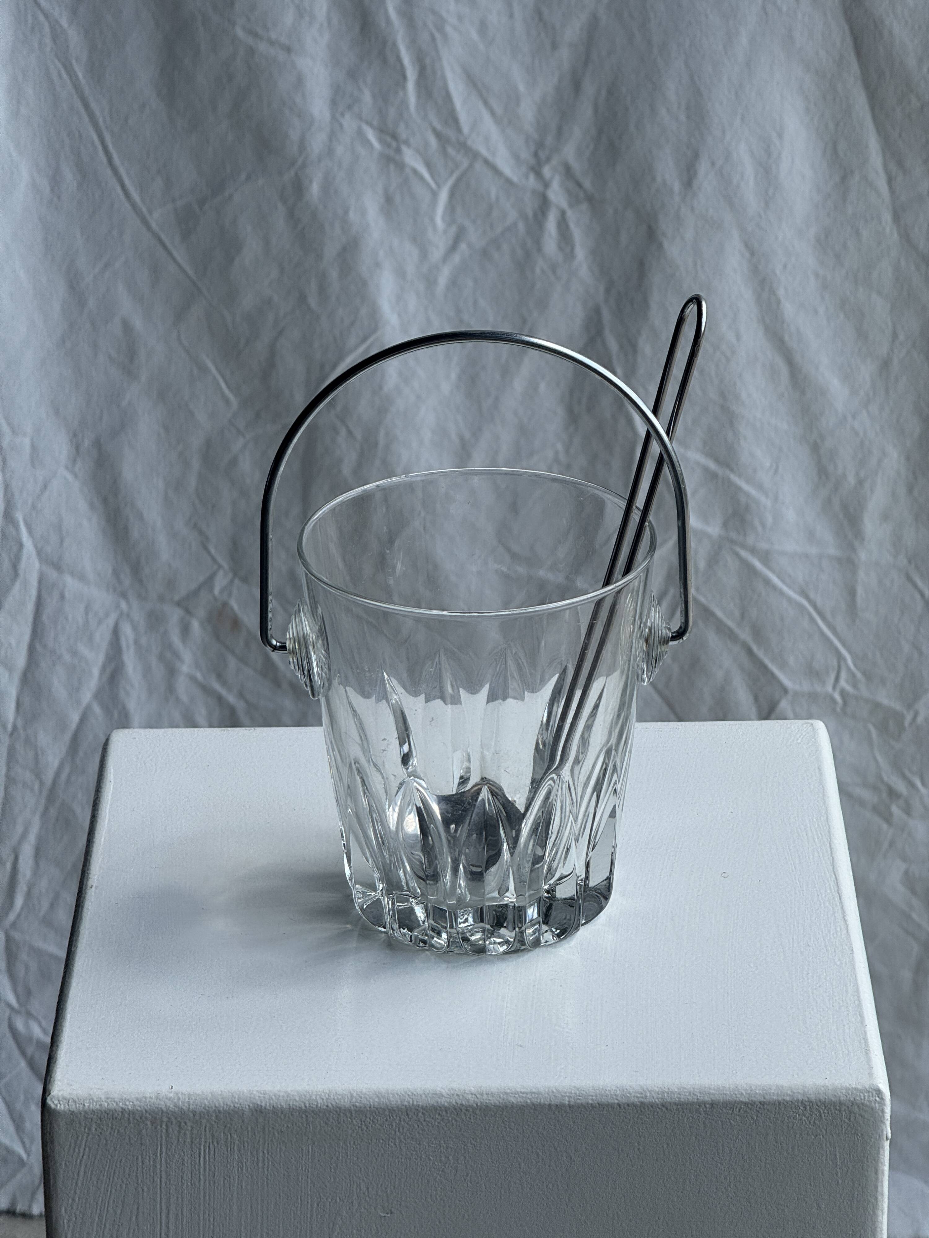 Small glass ice bucket with ladle H13.5