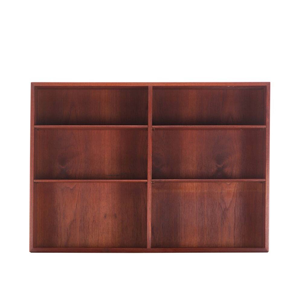Teak shelving by Borge Mogensen