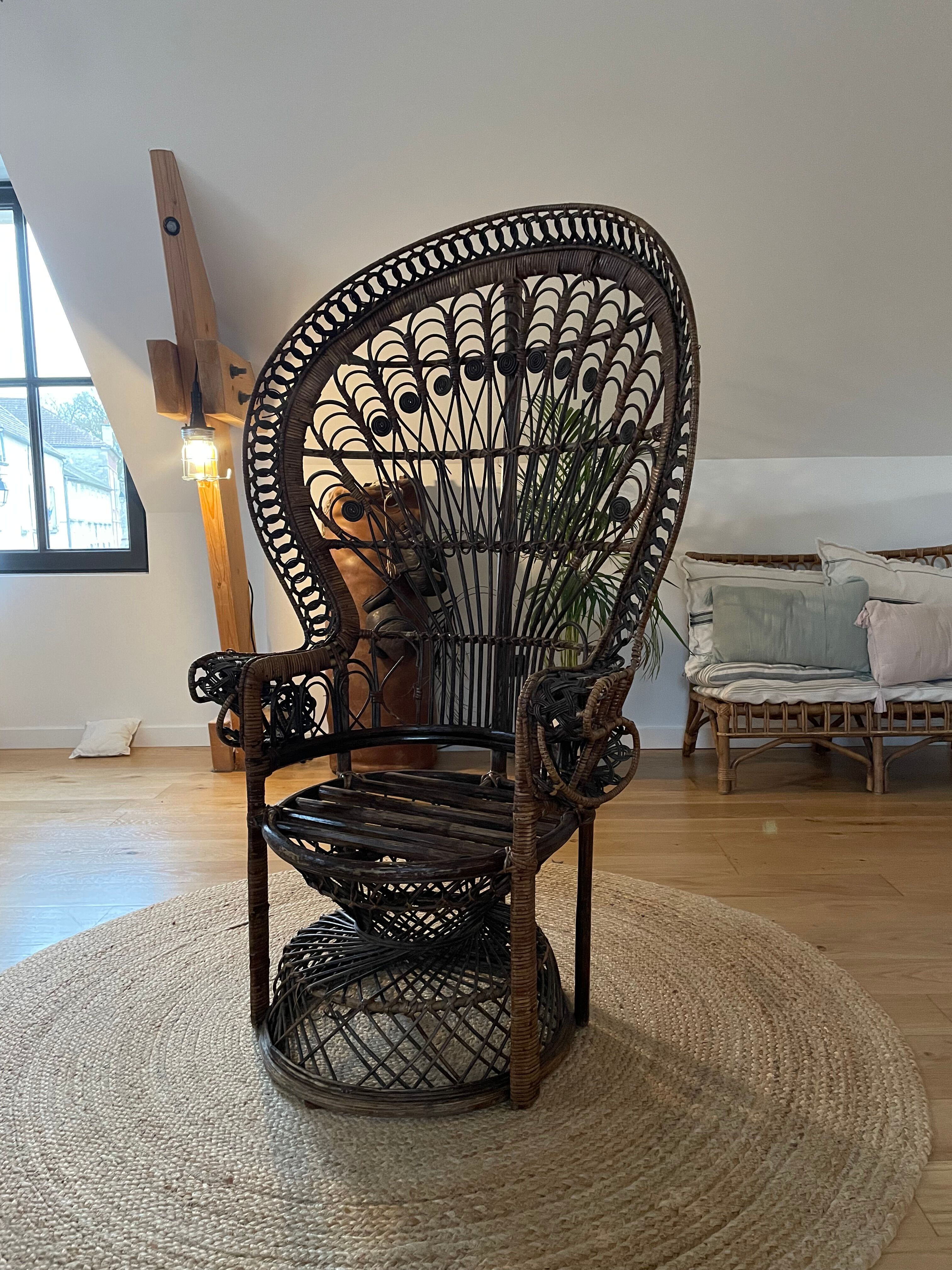 Emmanuel armchair