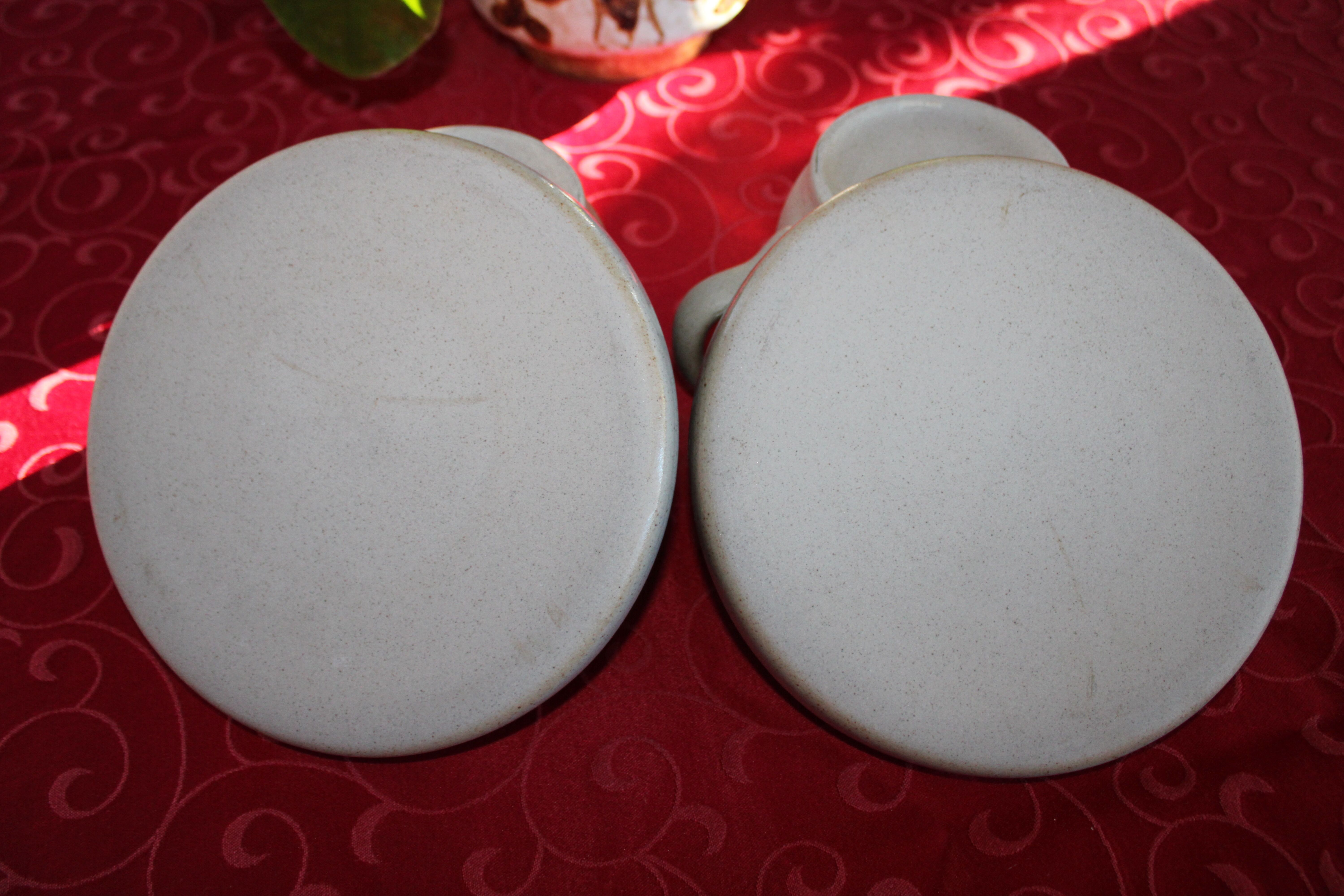 Duo of 2 Large Arnon Sandstone Cups