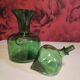 Carafe verte avec bouchon goutte d'eau