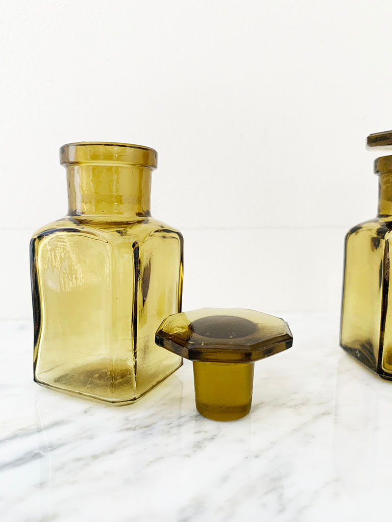 Set of 3 glass vials